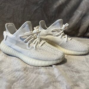 BRAND NEW Yeezy Boost 350 V2 'Bone' SIZE MENS 6 1.2